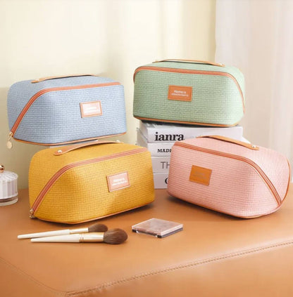 Nomad Beauty - La Trousse Chic des Femmes en Mouvement