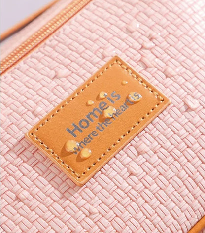 Nomad Beauty - La Trousse Chic des Femmes en Mouvement